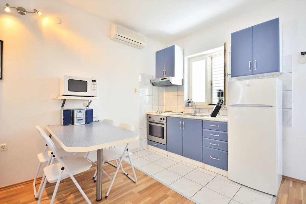 Beach Apartments Mika 로크바 로고즈니차 외부 사진